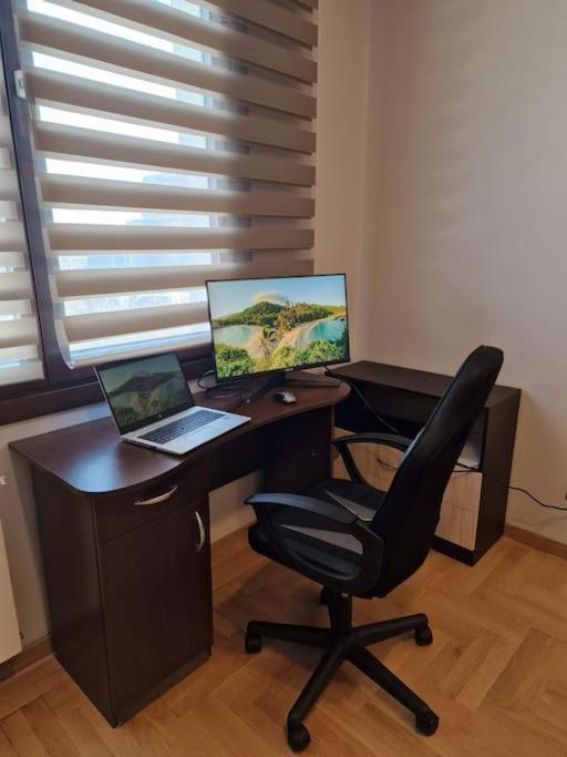 Very Spacious & Modern 3Bed Near Airport & Centre Sofia Ngoại thất bức ảnh
